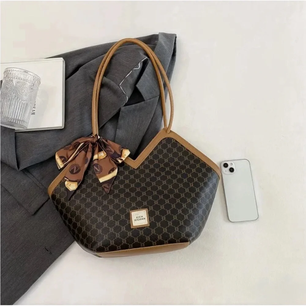 Classic Geometric Pattern Tote Purse Bag Trendy Shoulder Bag Brown Scarf Decor - Picture 5 of 9